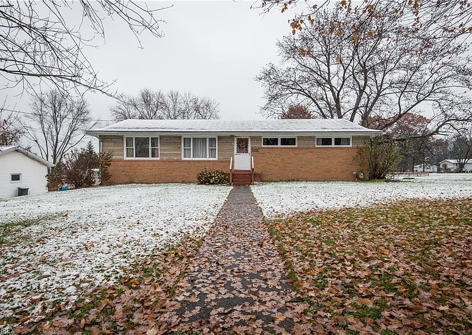 1st image of 6001 Daisy St