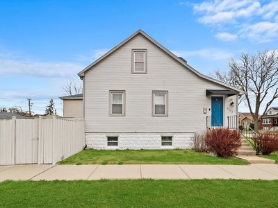 3100 N Newcastle Ave, Chicago, IL, 60634