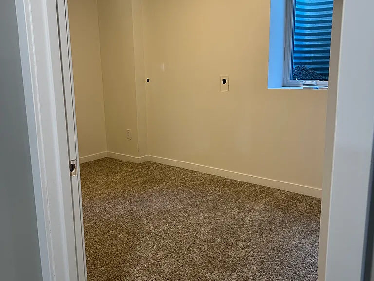 706 Whiting Ave — Photo 14