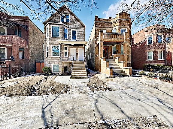 2nd image of 4336 N Sawyer Ave