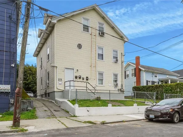 54 Jefferson Ave, Pawtucket, RI 02860