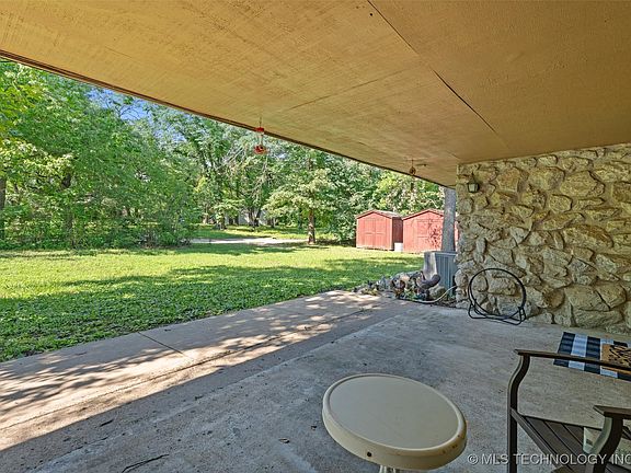 5th image of 394521 W 2350th Dr