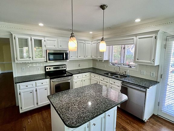 5th image of 1515 Paramore Drive