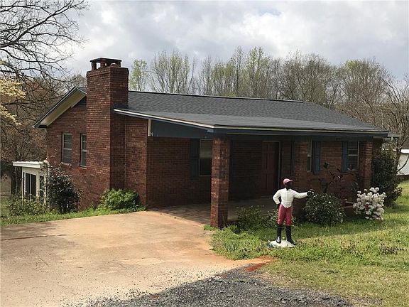 3rd image of 1015 Prater Ln