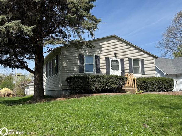 1617 S 10th St, Burlington, IA 52601