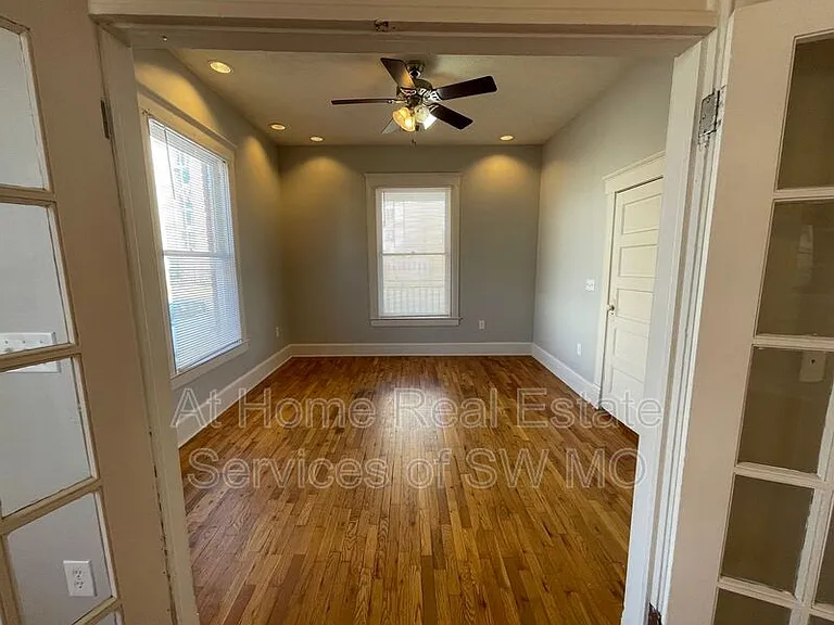 769 S South Ave #C — Photo 3