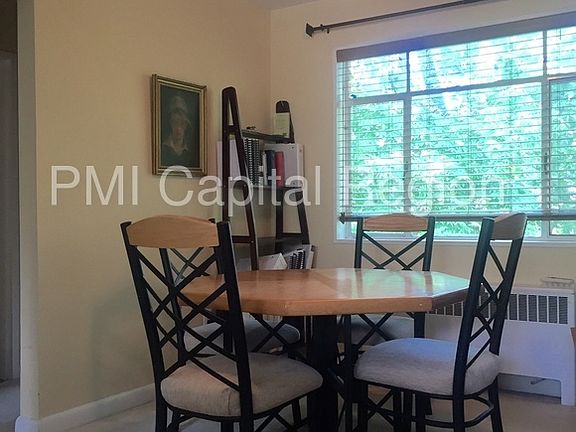 4th image of 10402 Montrose Ave #M-301