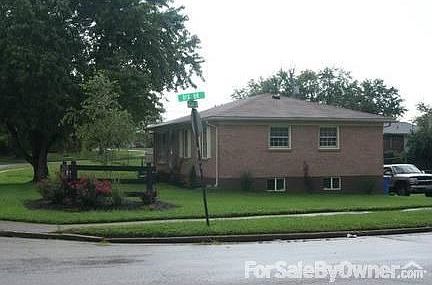 4th image of 3753 Niagara Dr