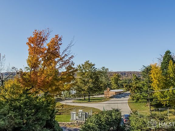4th image of 5770 Palisade Ave