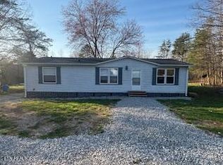 269 Burk Dr, Crossville, TN 38572