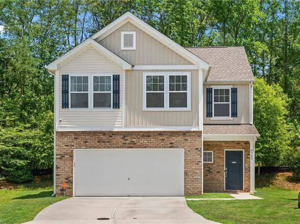 4745 Wesmar Ct, Pfafftown, NC 27040