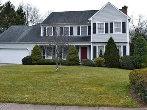 1826 Herman Dr, York, PA 17408