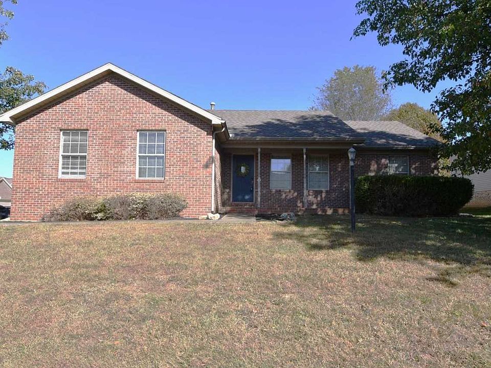 1st image of 2825 Tiara Ln