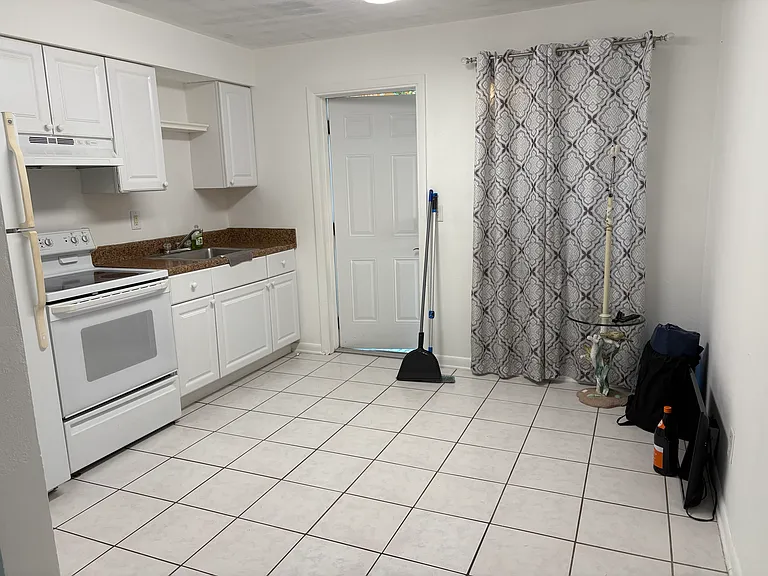 1838 Beach Pkwy #A — Photo 3