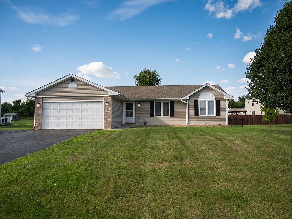 1st image of 171 Prairie Moon Dr