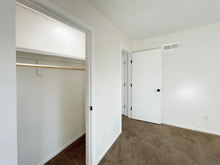 1415 La Chateau Dr — Photo 28