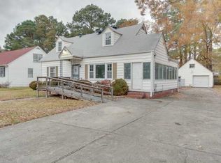 2216 Ferndale Rd, Chesapeake, VA 23323