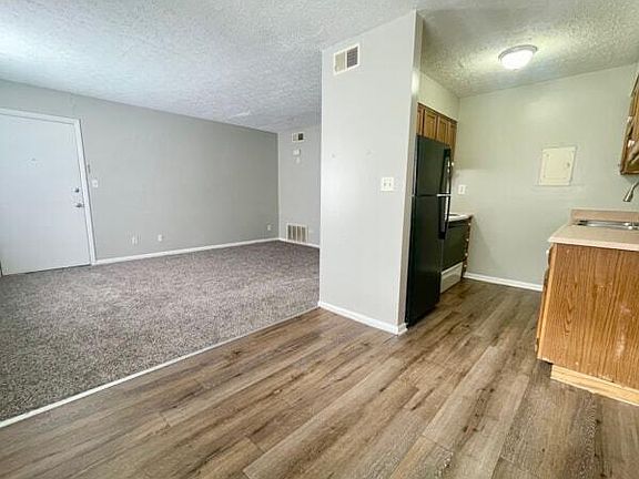 3rd image of 1707 Liberty Bell Way