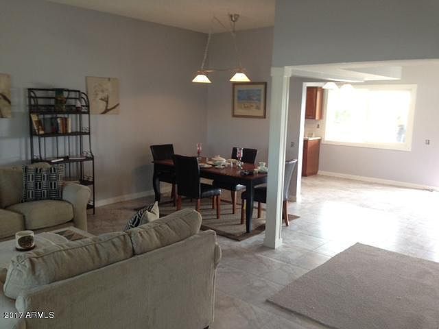2nd image of 9402 W Briarwood Cir N