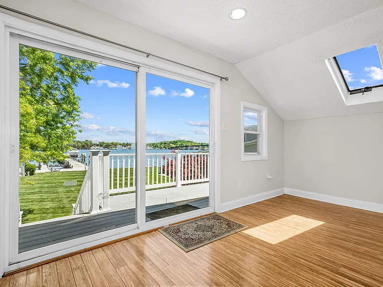 201 Edgewater Dr #B — Photo 27