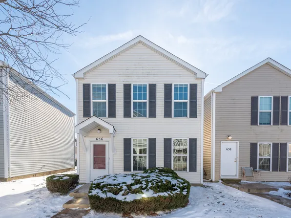 656 Four Seasons Blvd, Aurora, IL 60504