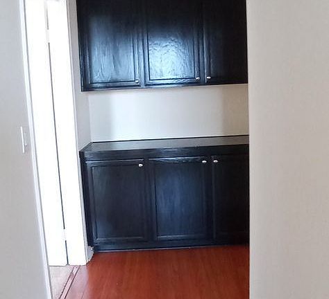 3rd image of 12047 Califa St Unit 308