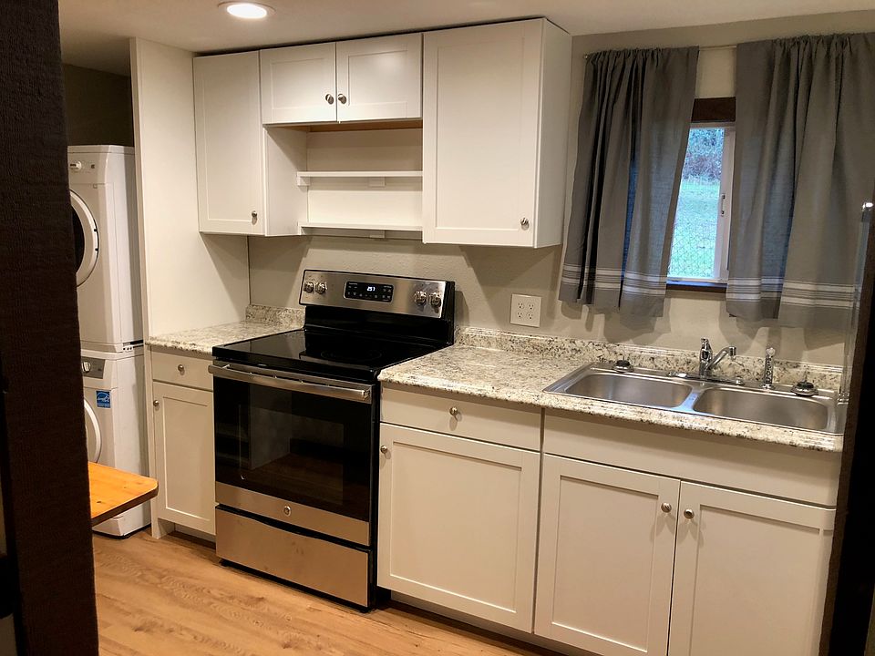 1st image of 7705 104th St NW