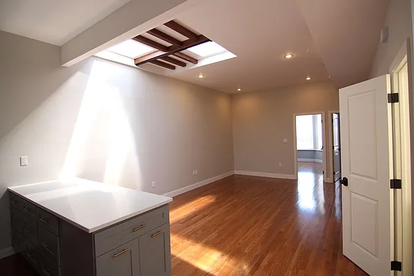 Rented by Nooklyn NYC LLC | media 36