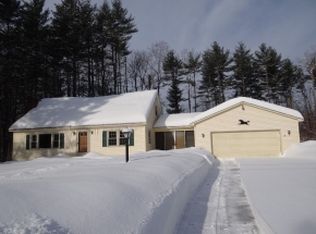 12 Courtland Dr, Merrimack, NH 03054