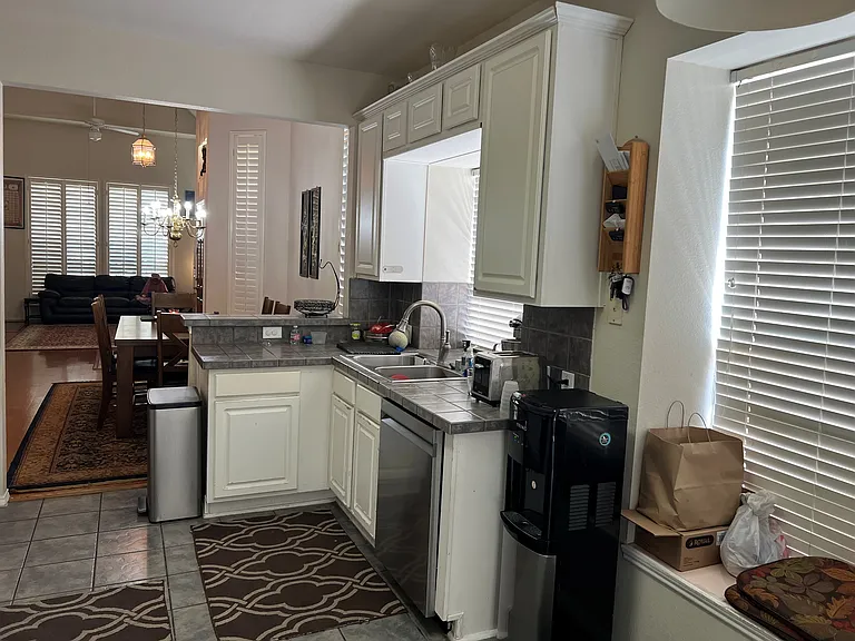 3941 Creek Crossing Dr — Photo 10