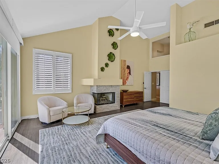8161 Round Hills Cir — Photo 15