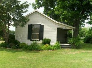 5805 Broadway Ave, Haltom City, TX 76117