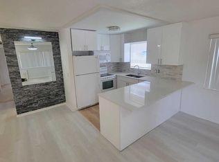 105 Windsor E #105, West Palm Beach, FL 33417