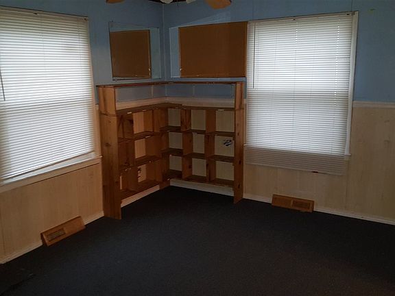 5th image of 436 S Kenmore St