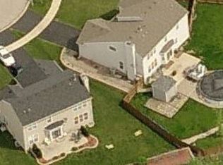 119 Harding Ct, North Aurora, IL 60542