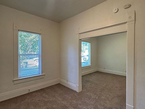 5th image of 640 N Arthur Ave #1