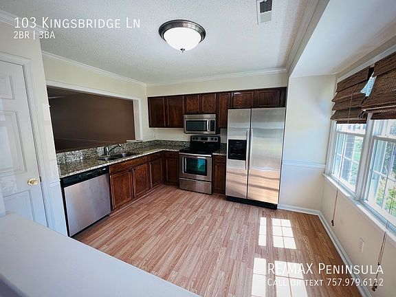2nd image of 103 Kingsbridge Ln
