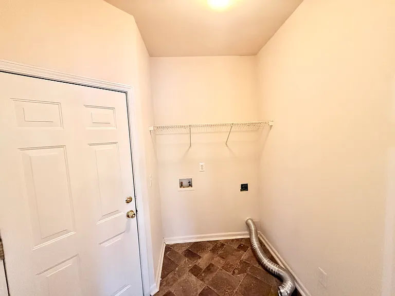 5233 Pinehall Wynd — Photo 17