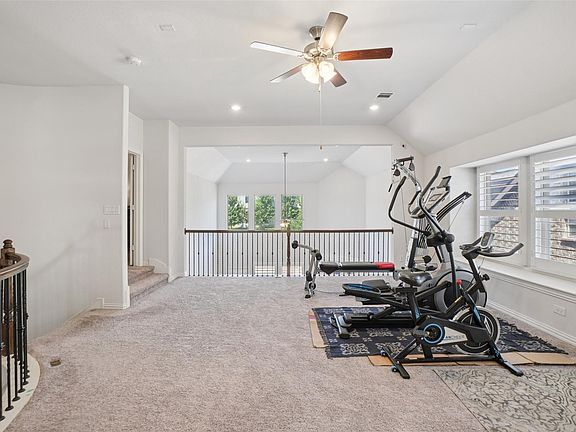 3rd image of 6209 Verbena Ln