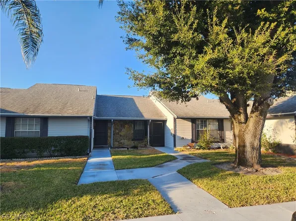 10521 Putnam Ct, Lehigh Acres, FL 33936