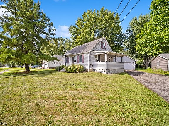 4th image of 687 Elyria Ave
