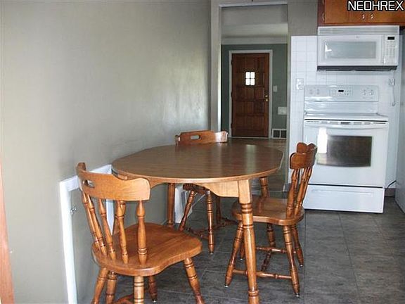 4th image of 259 E 257th St