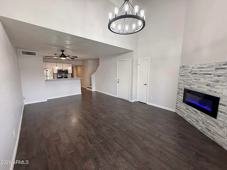 19820 N 13th Ave #206 — Photo 7