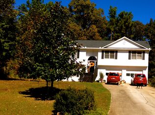 227 Cypress Cir, Carrollton, GA 30116