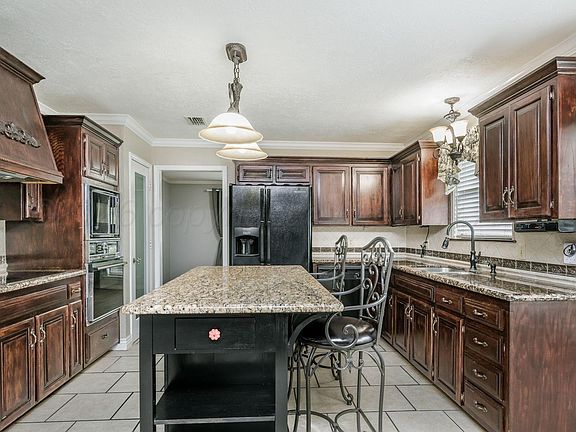 5th image of 6701 Blacksmith Ln