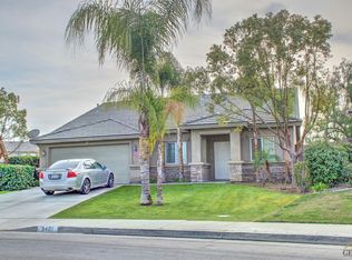 5401 Coastal Wind St, Bakersfield, CA 93312