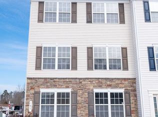 101 Pelican Cv, Stafford, VA 22554