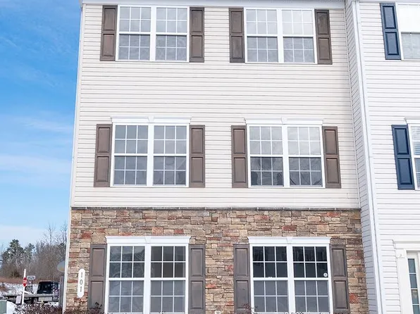 101 Pelican Cv, Stafford, VA 22554