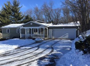 2490 Linda Ave SE, Grand Rapids, MI 49546