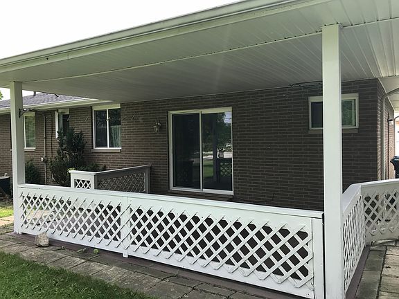 3rd image of 1760 Green Acres Dr